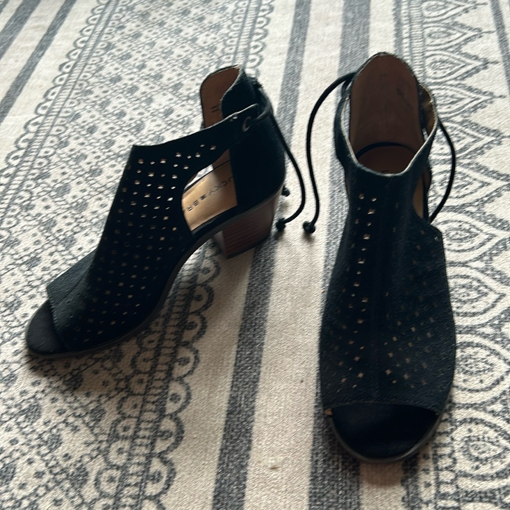 Super cute, black leather lucky brand boots. Size 6
